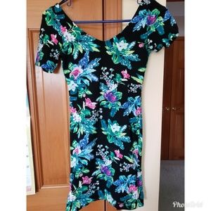 Bodycon floral dress